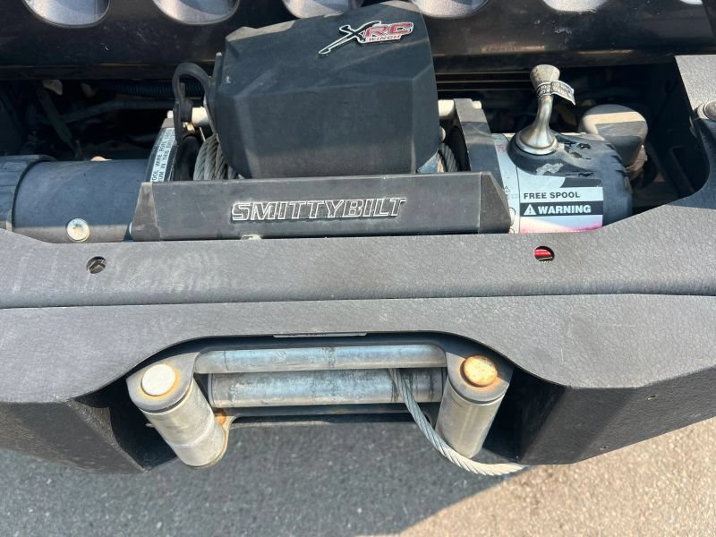 Used 2017 Jeep Wrangler Unlimited Sahara w/ Max Tow Package AWD/4WD image 5