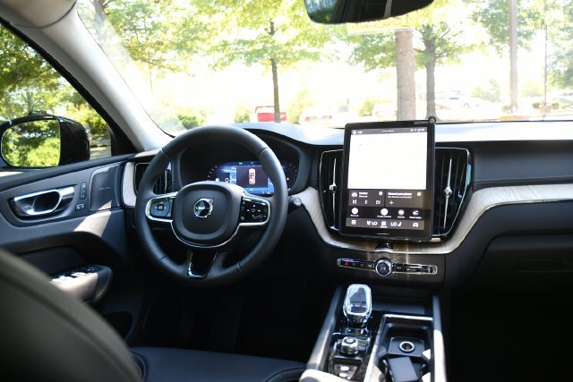 New 2027 Volvo XC60 B5 Ultra AWD/4WD image 20