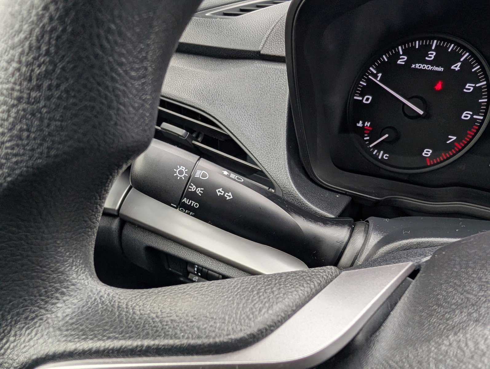 Used 2025 Subaru Impreza 2.0i image 29