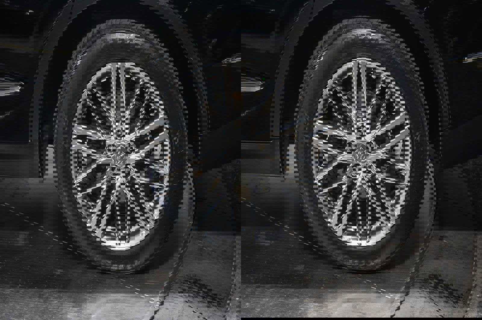 Used 2023 Acura MDX SH-AWD w/ Advance Package image 12