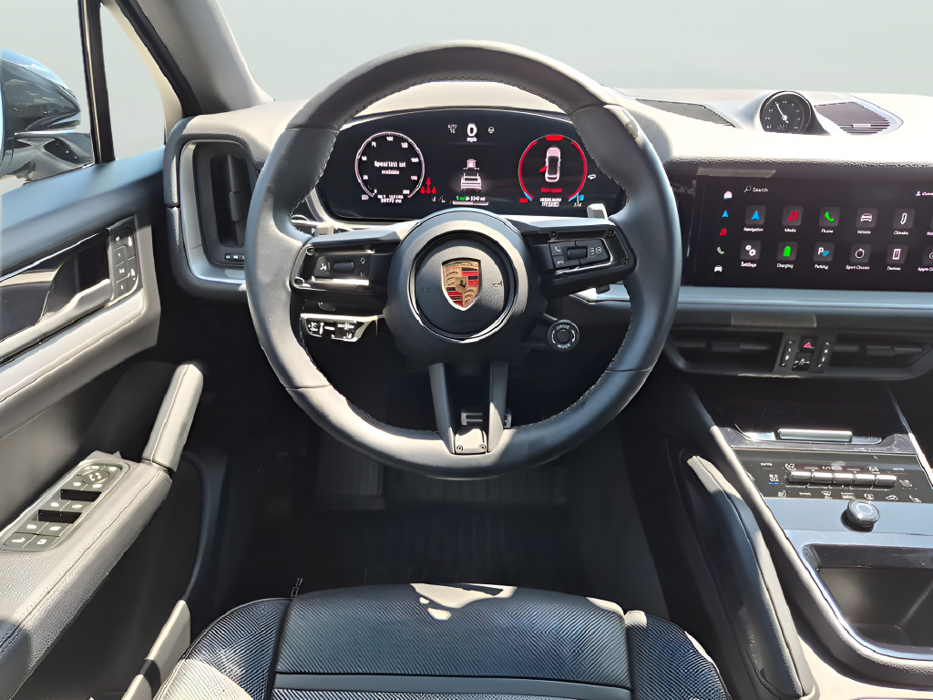 Used 2025 Porsche Cayenne S AWD/4WD image 30