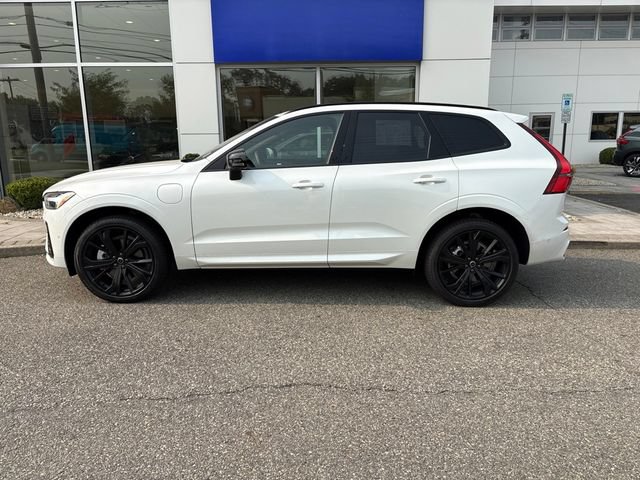 Certified 2026 Volvo XC60 T8 Ultra w/ Climate Package AWD/4WD image 2