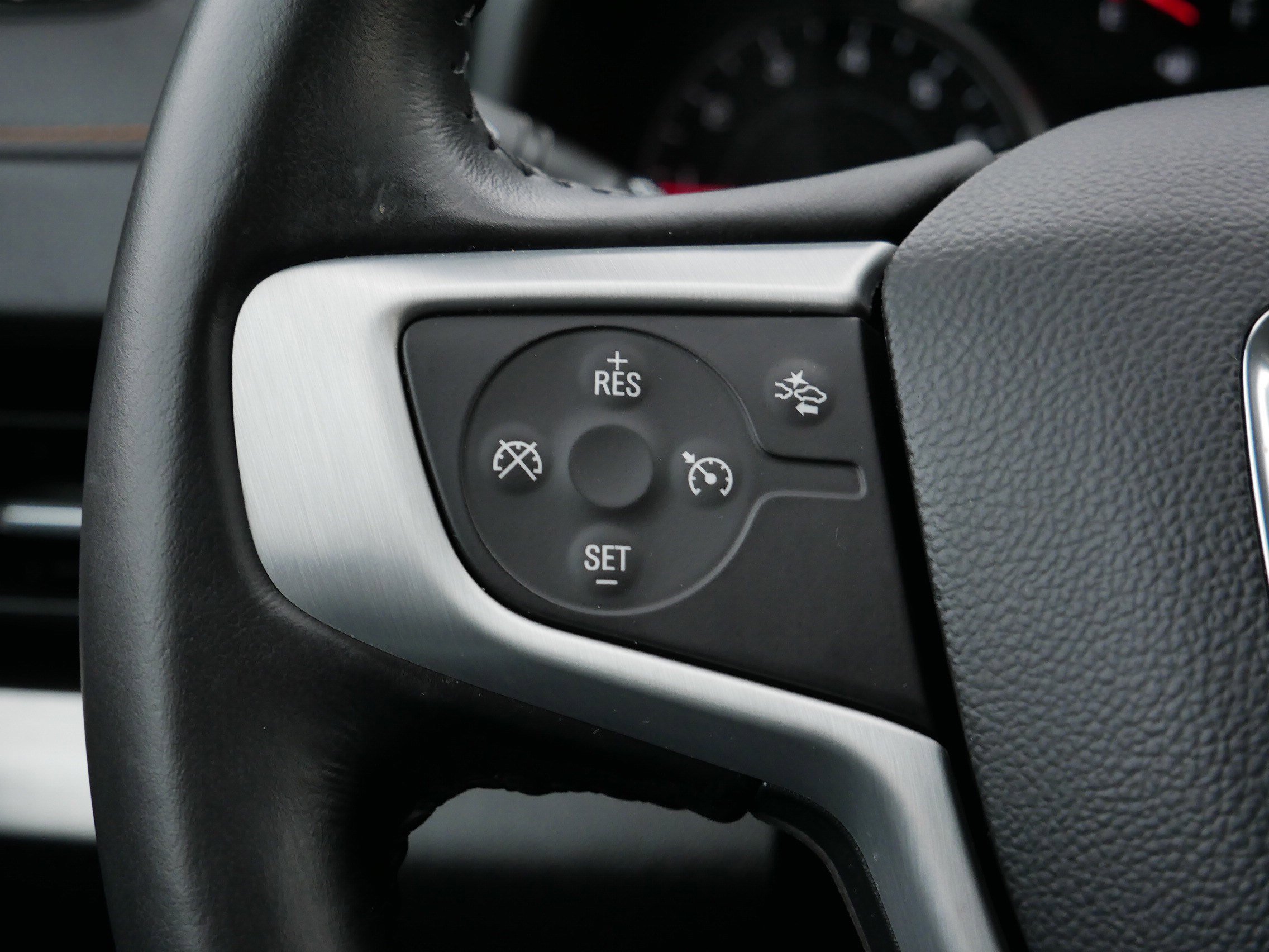 Used 2020 GMC Terrain SLE w/ Driver Convenience Package image 28