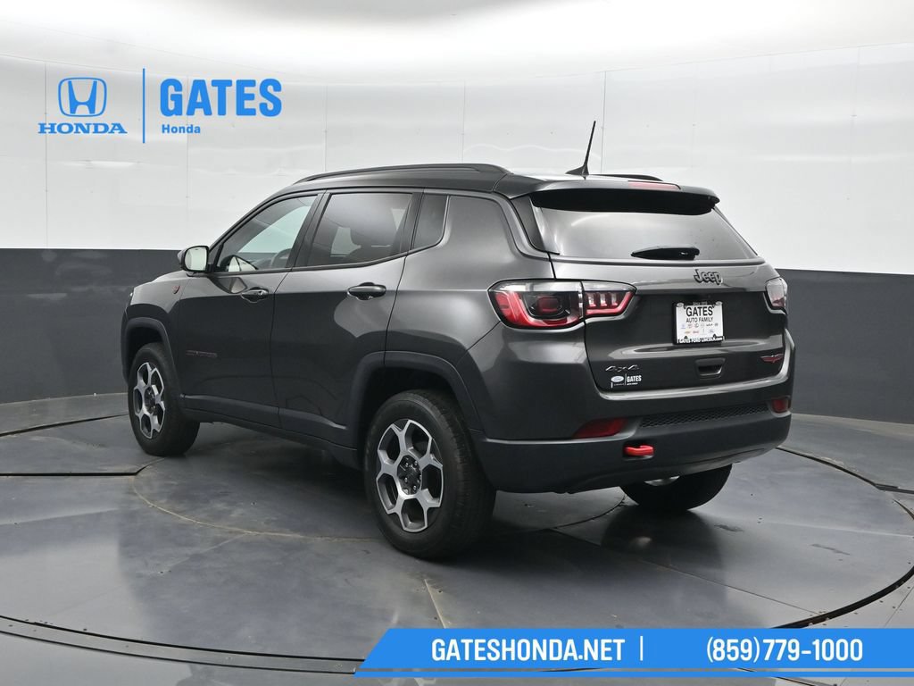 Used 2022 Jeep Compass Trailhawk w/ Trailhawk Convenience Group AWD/4WD image 8