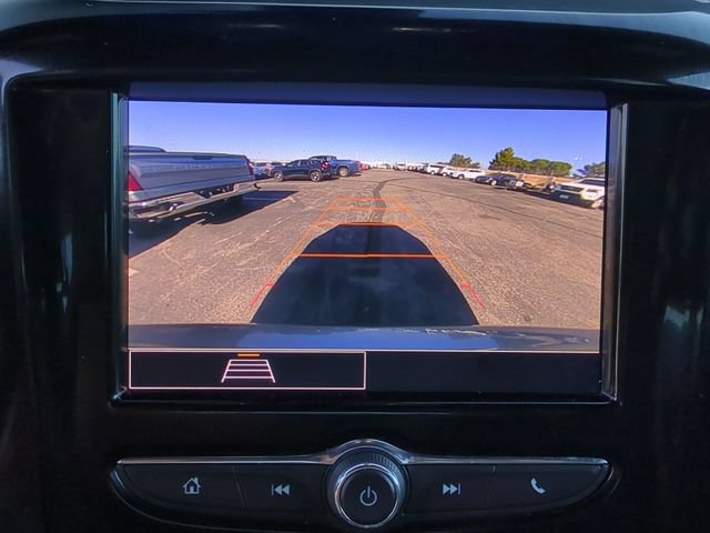 Used 2023 Chevrolet Traverse LT FWD image 17