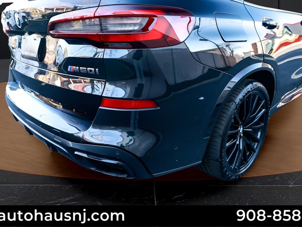 Used 2022 BMW X5 M50i w/ Premium Package AWD/4WD image 54