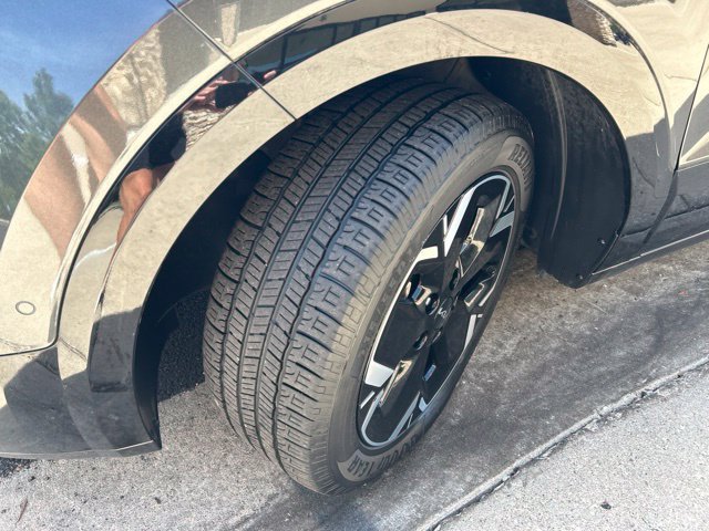 Used 2023 Kia Niro Wave FWD image 37