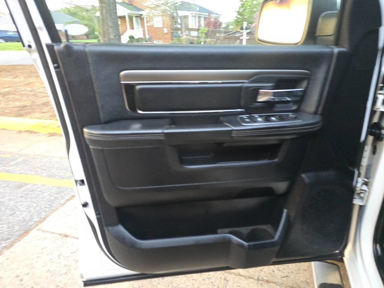 Used 2015 RAM 1500 Sport w/ Sport Premium Group AWD/4WD image 12