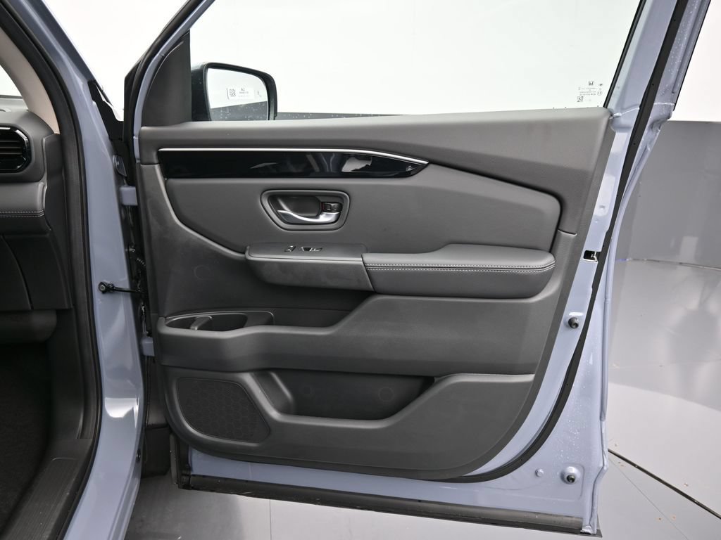 New 2025 Honda Pilot Touring image 27