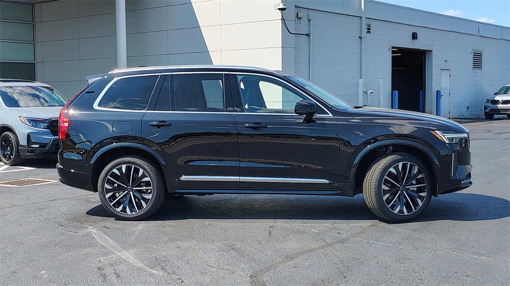 New 2026 Volvo XC90 B6 Ultra w/ Protection Package image 2