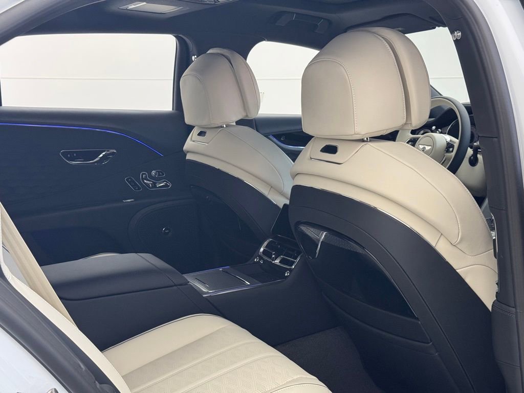 New 2026 Bentley Flying Spur Plug-In Hybrid image 60