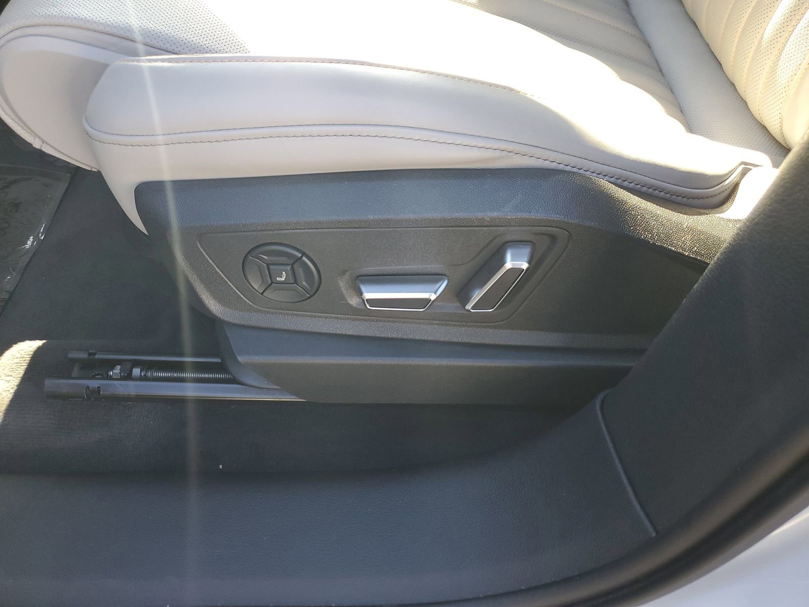 Used 2022 Audi e-tron Chronos w/ Chronos Package image 20