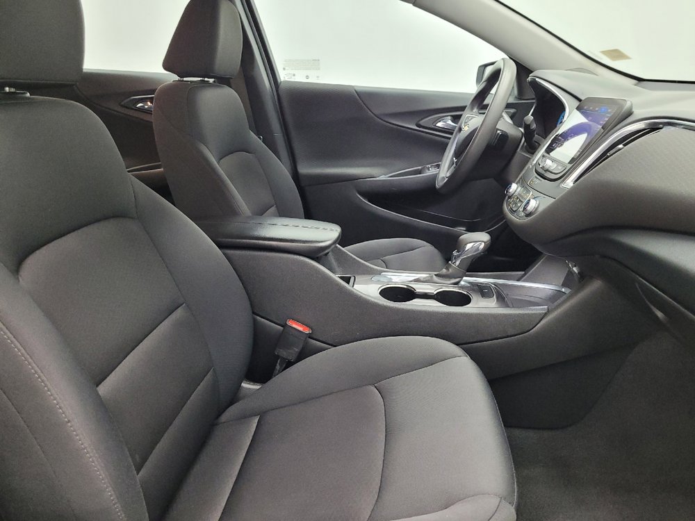 Used 2021 Chevrolet Malibu LT image 21