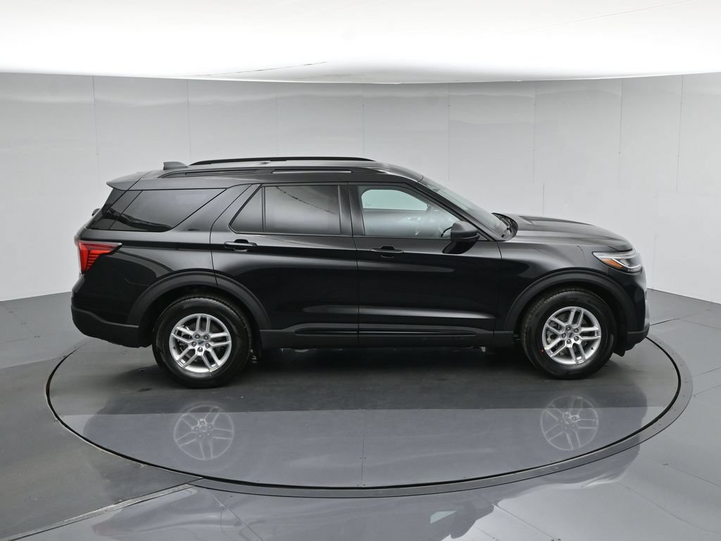 New 2026 Ford Explorer Active w/ Active Comfort Package RWD image 40