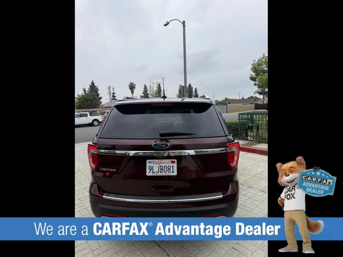 Used 2018 Ford Explorer Limited w/ Equipment Group 301A FWD image 5