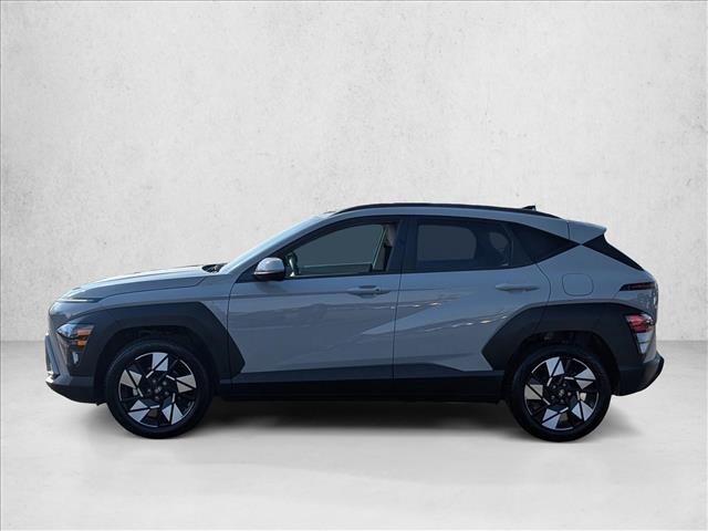 Certified 2025 Hyundai Kona SEL image 9