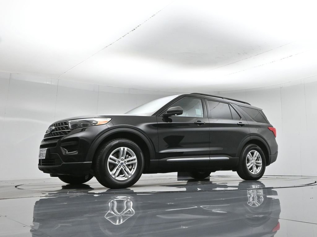Used 2022 Ford Explorer XLT image 51