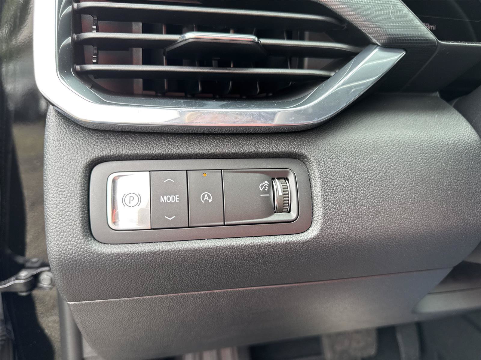 New 2026 GMC Acadia Elevation w/ Elevation Premium Package FWD image 20
