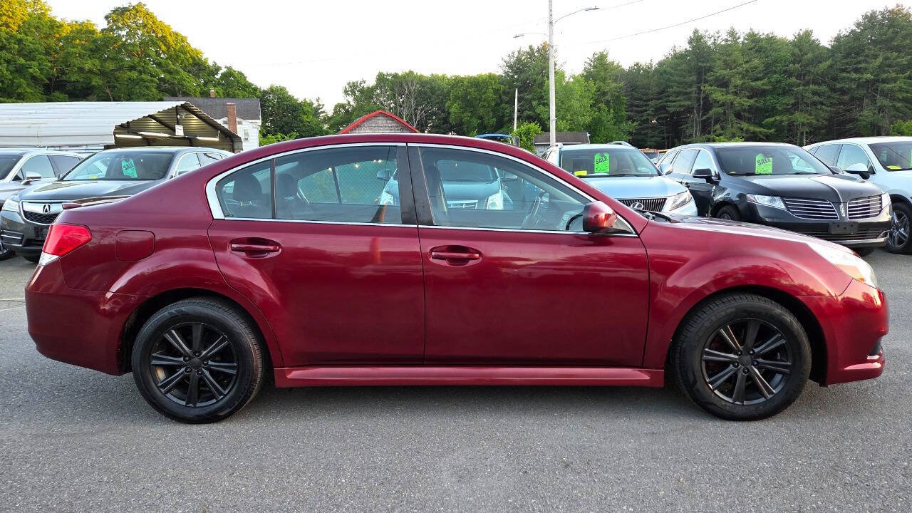 Used 2010 Subaru Legacy 2.5i Premium AWD/4WD image 18