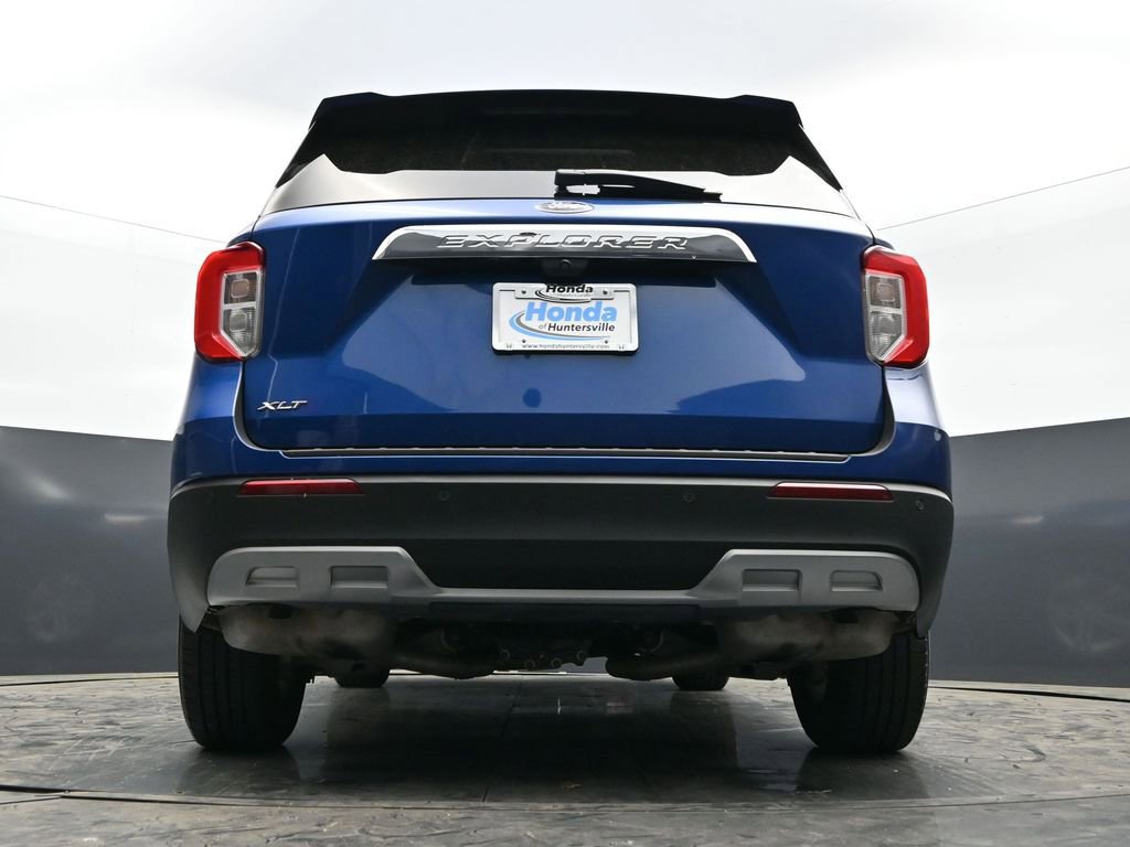 Used 2022 Ford Explorer XLT w/ Equipment Group 202A RWD image 47