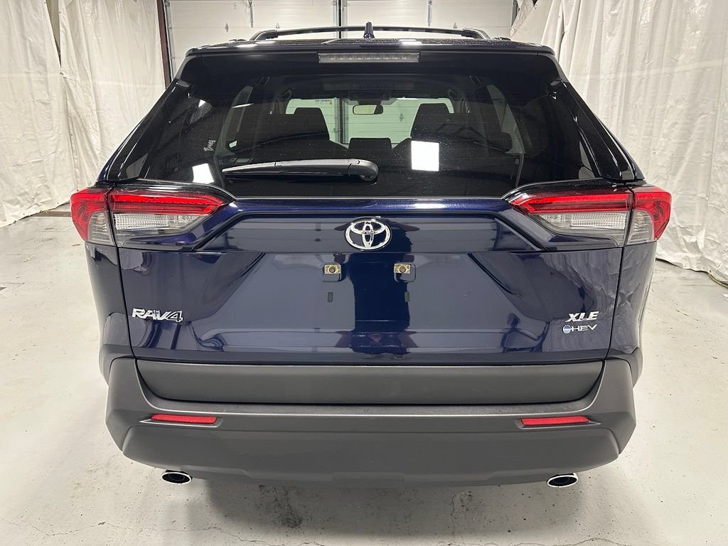 Used 2025 Toyota RAV4 XLE AWD/4WD image 6