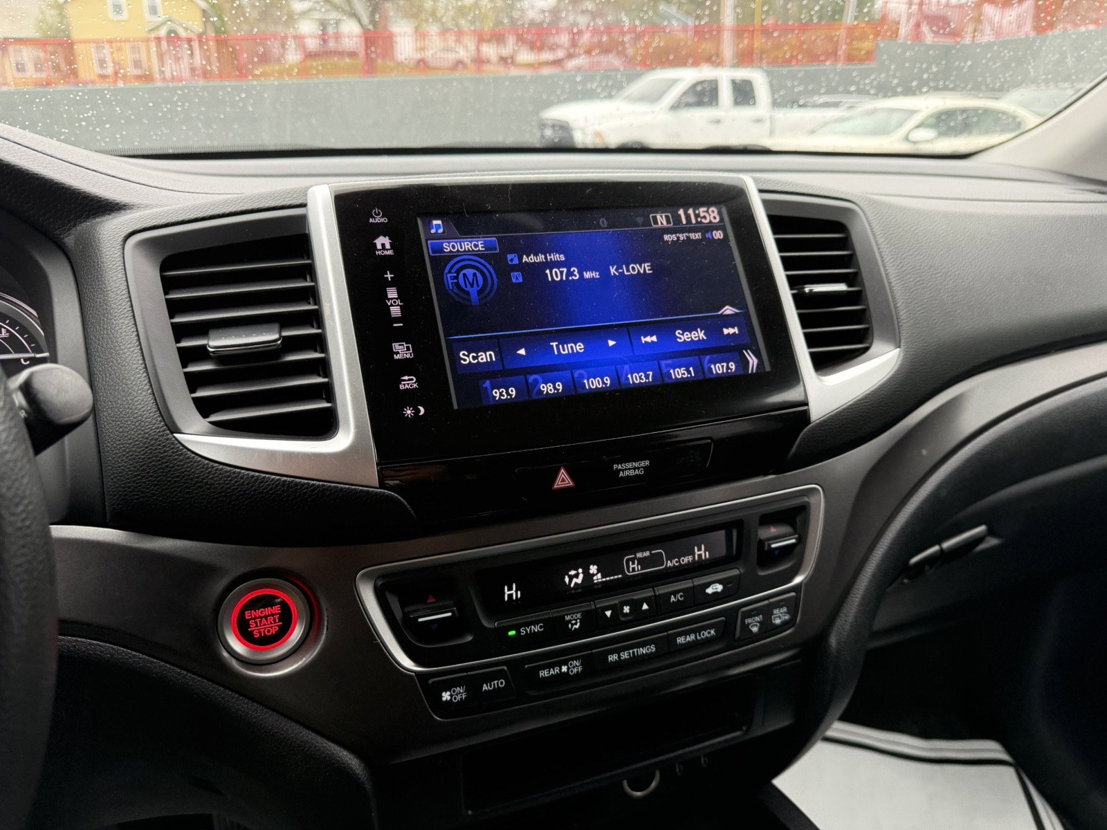 Used 2018 Honda Pilot EX image 20