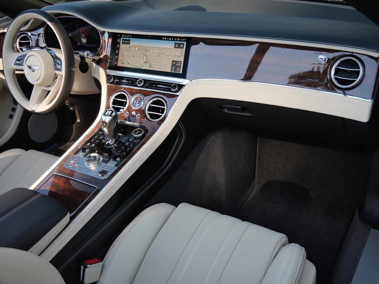 New 2026 Bentley Continental GT AWD/4WD image 18