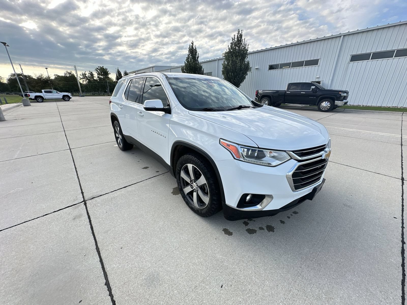 Certified 2018 Chevrolet Traverse LT AWD/4WD image 16