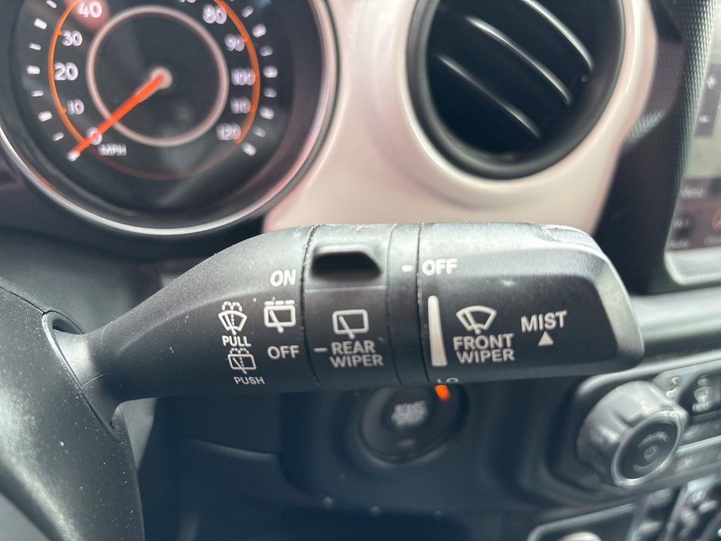 Used 2021 Jeep Wrangler Unlimited Islander image 35