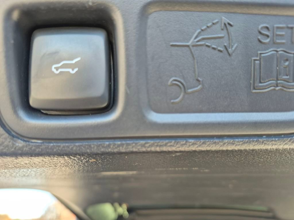 Used 2024 Ford Expedition Limited image 15