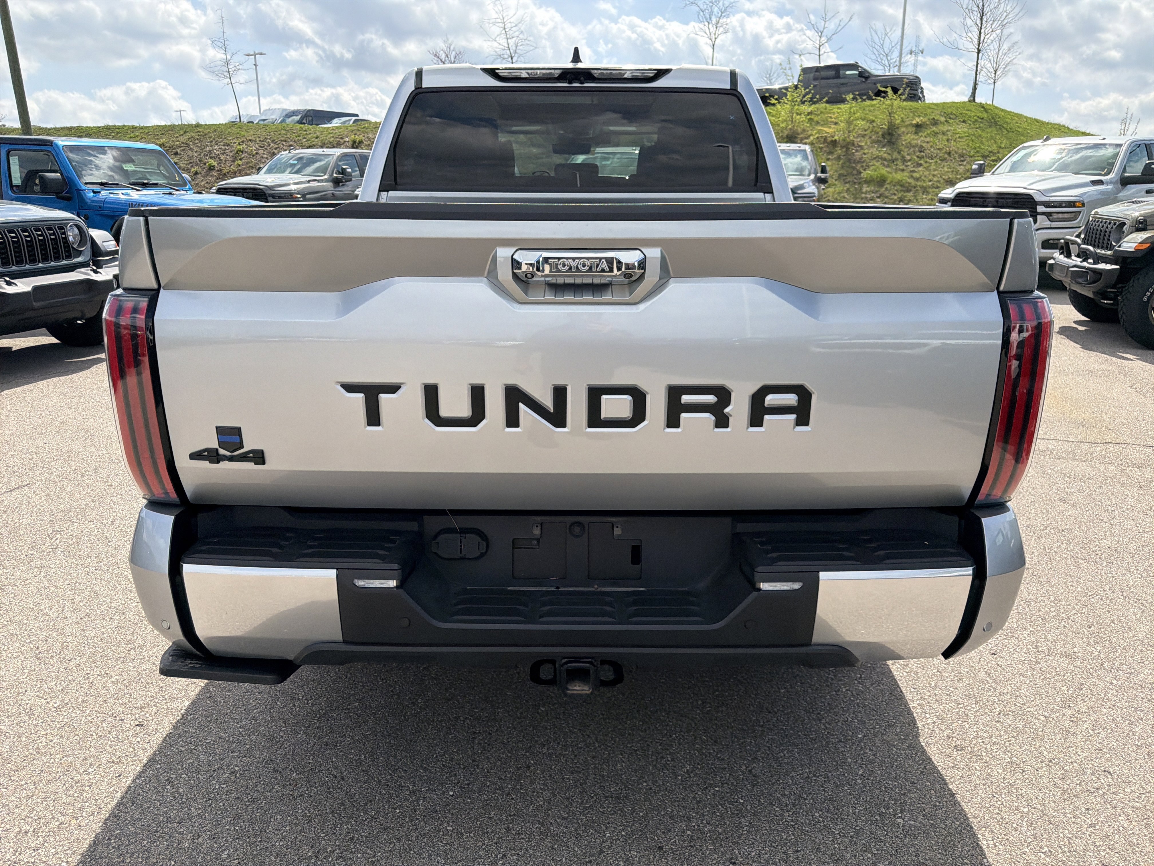 Used 2023 Toyota Tundra Limited w/ TRD Off-Road Package image 10