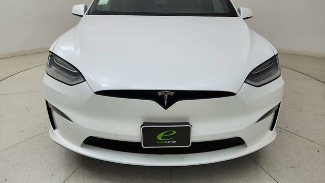 Used 2023 Tesla Model X image 9