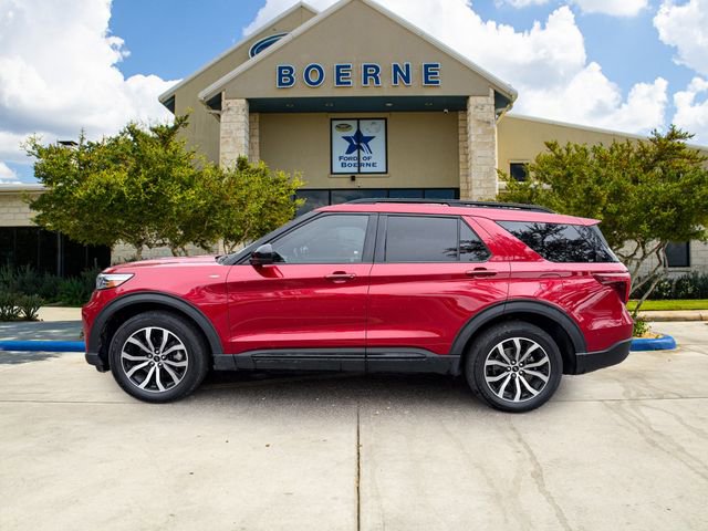Used 2022 Ford Explorer ST-Line w/ Class IV Trailer Tow Package image 2