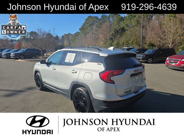 Used 2020 GMC Terrain SLE w/ Elevation Edition image 17