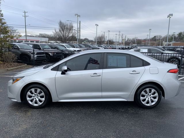 Used 2023 Toyota Corolla LE image 5