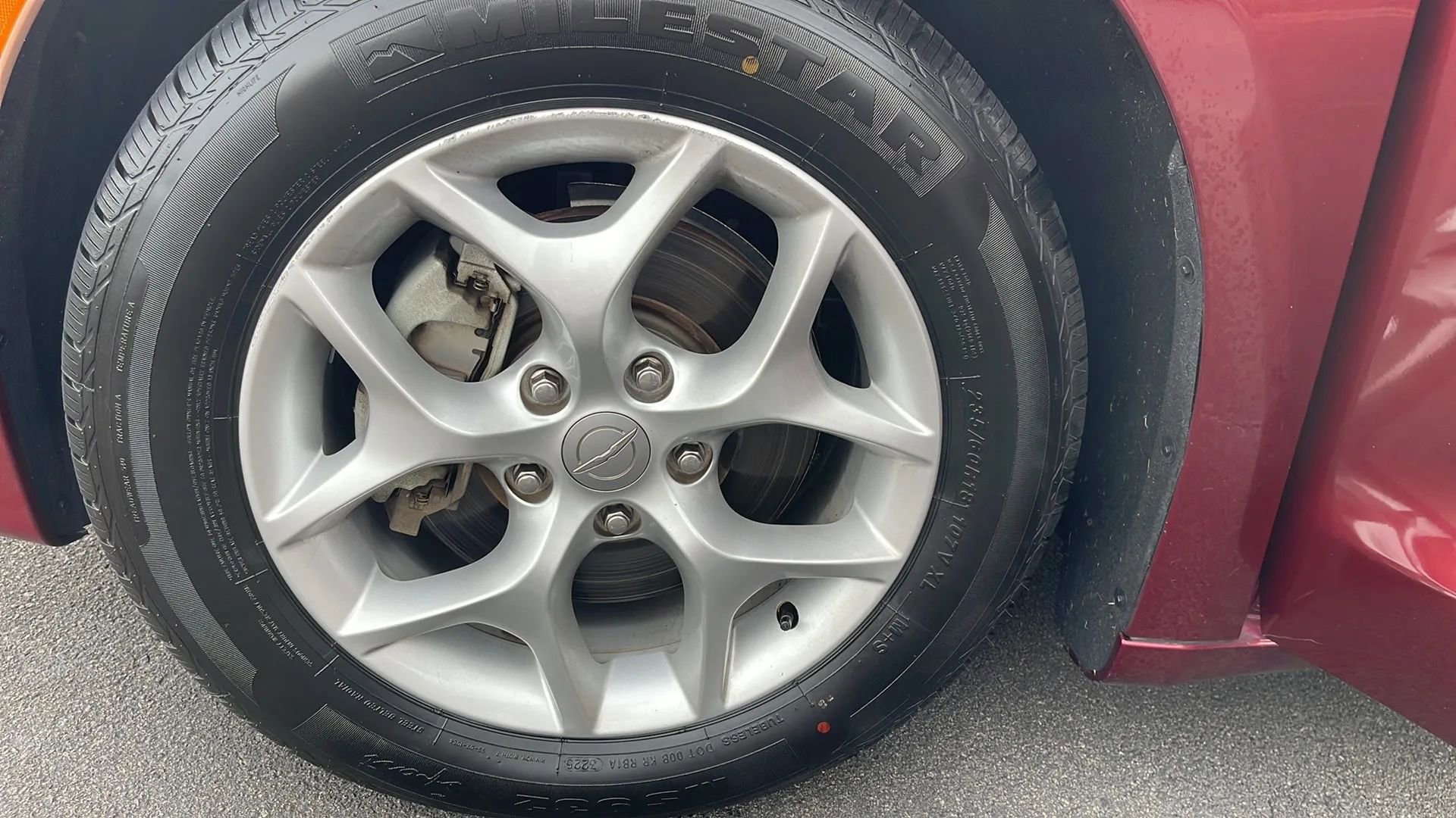 Used 2019 Chrysler Pacifica Touring Plus w/ Tire & Wheel Group image 32