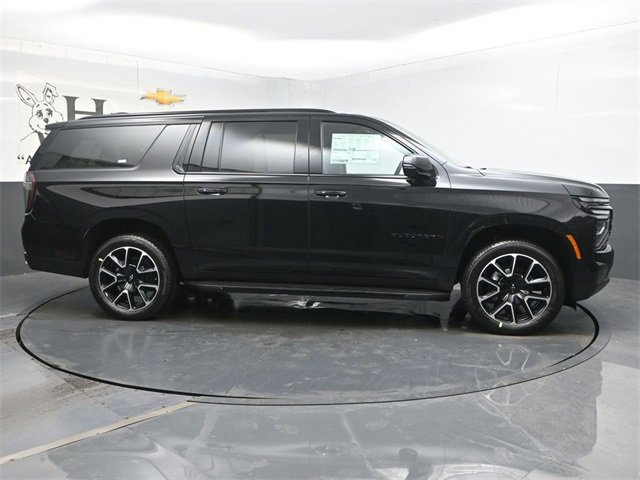 New 2026 Chevrolet Suburban RST