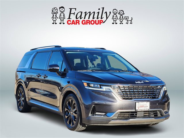 Used 2022 Kia Carnival SX Prestige image 2