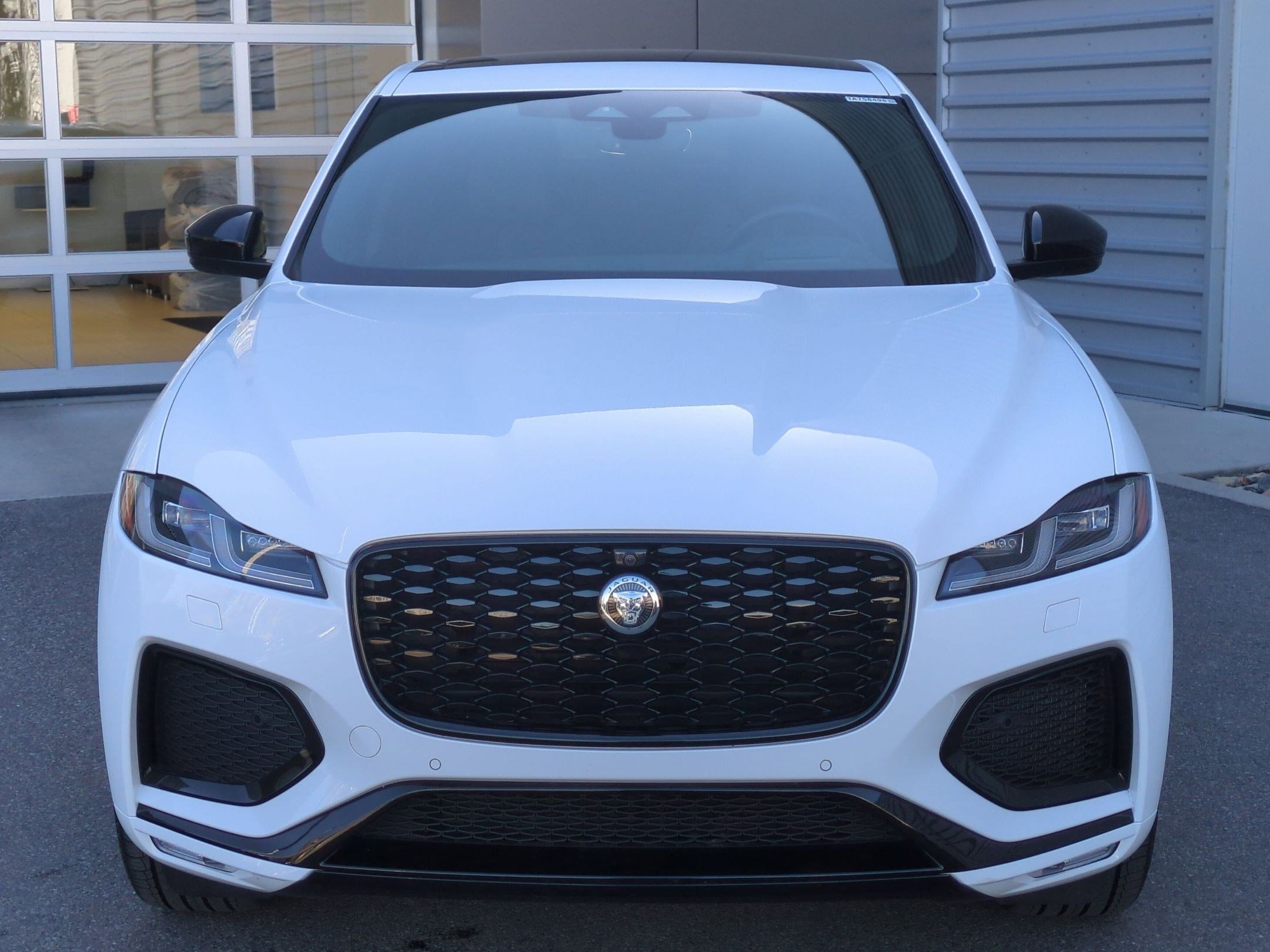 Used 2026 Jaguar F-PACE R-Dynamic S AWD/4WD image 2