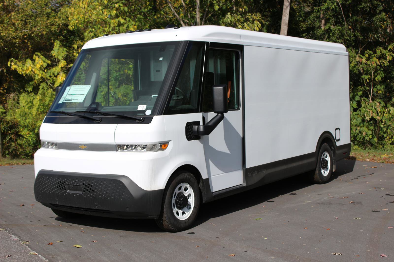 New 2025 Chevrolet Brightdrop 600 w/ Battery Pack, Max Range video 2