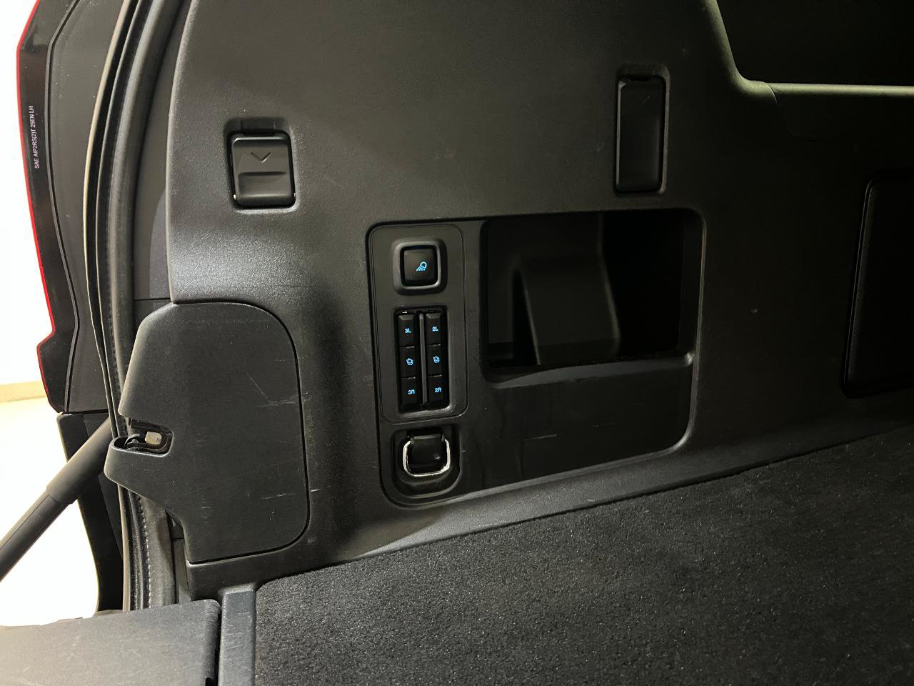 Used 2025 Ford Expedition Max Platinum AWD/4WD image 59