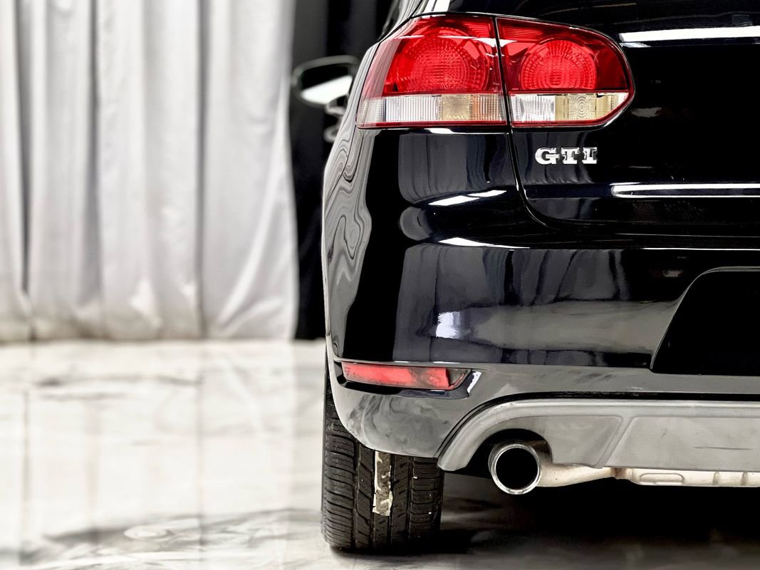 Used 2012 Volkswagen Golf 4-Door image 14