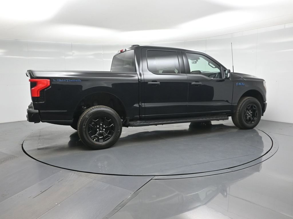 New 2025 Ford F150 Lightning XLT image 26