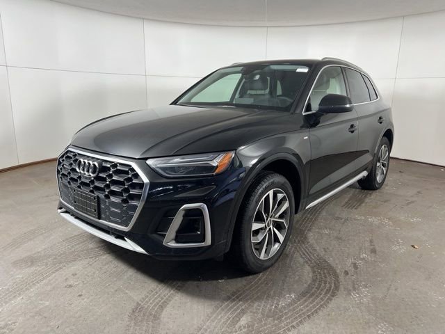 Certified 2023 Audi Q5 2.0T Premium Plus w/ Premium Plus Package image 3