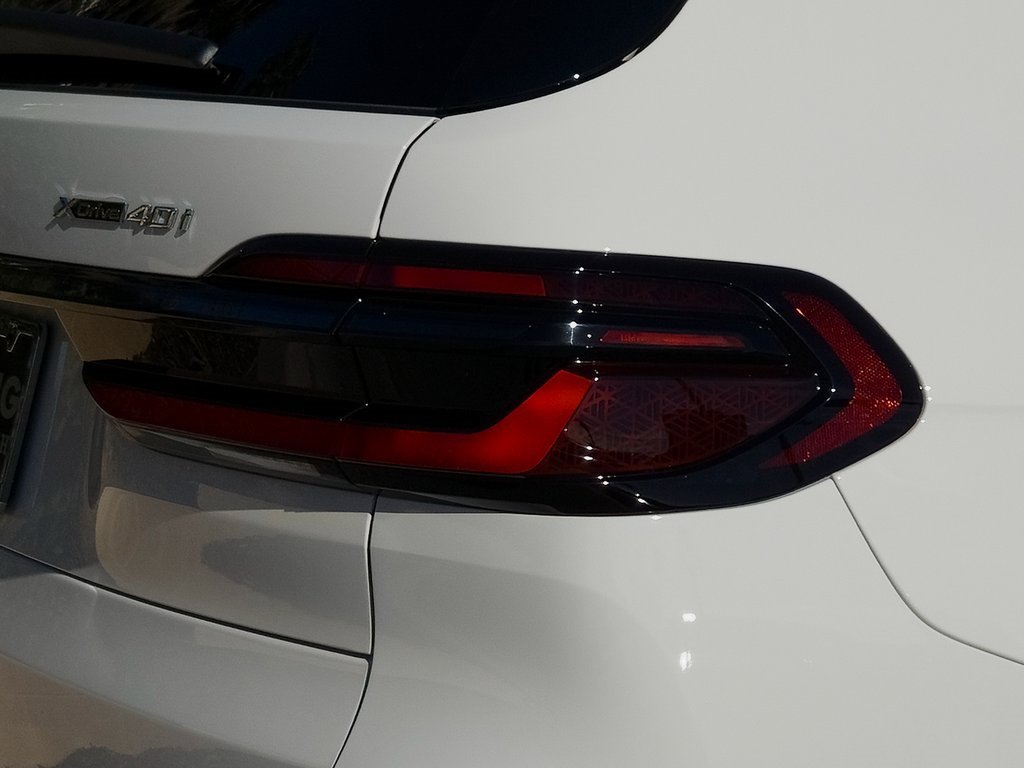 New 2026 BMW X7 xDrive40i w/ M Sport Package image 7
