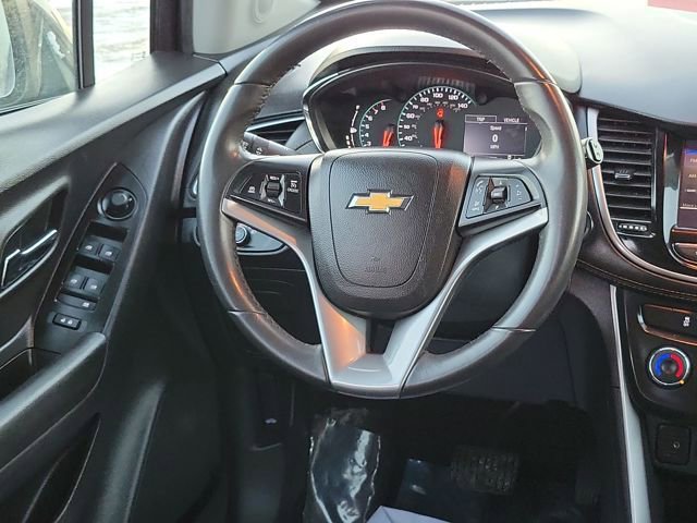 Used 2021 Chevrolet Trax LT w/ Driver Confidence Package image 27
