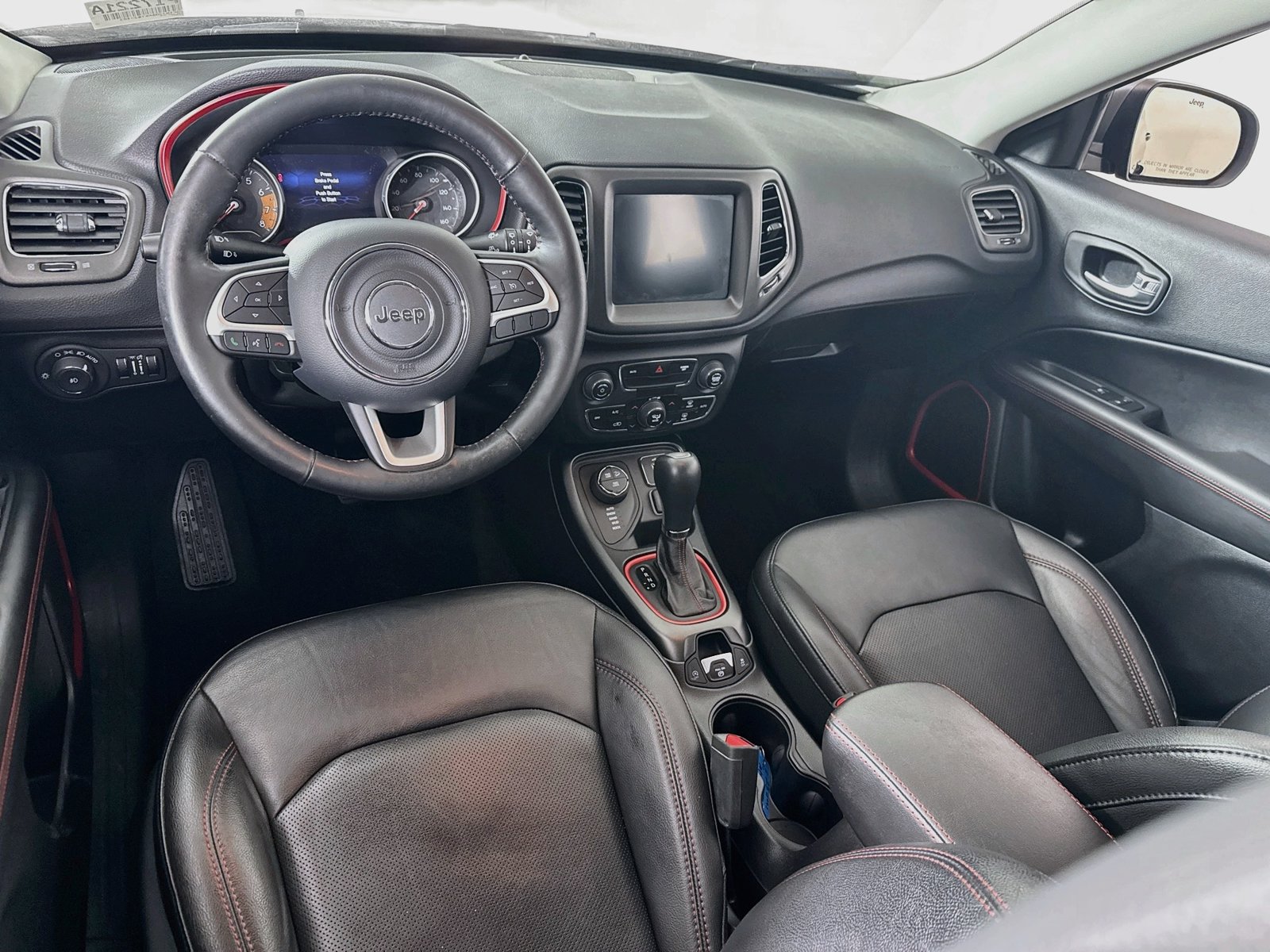 Used 2019 Jeep Compass Trailhawk w/ Leather Interior Group AWD/4WD image 18