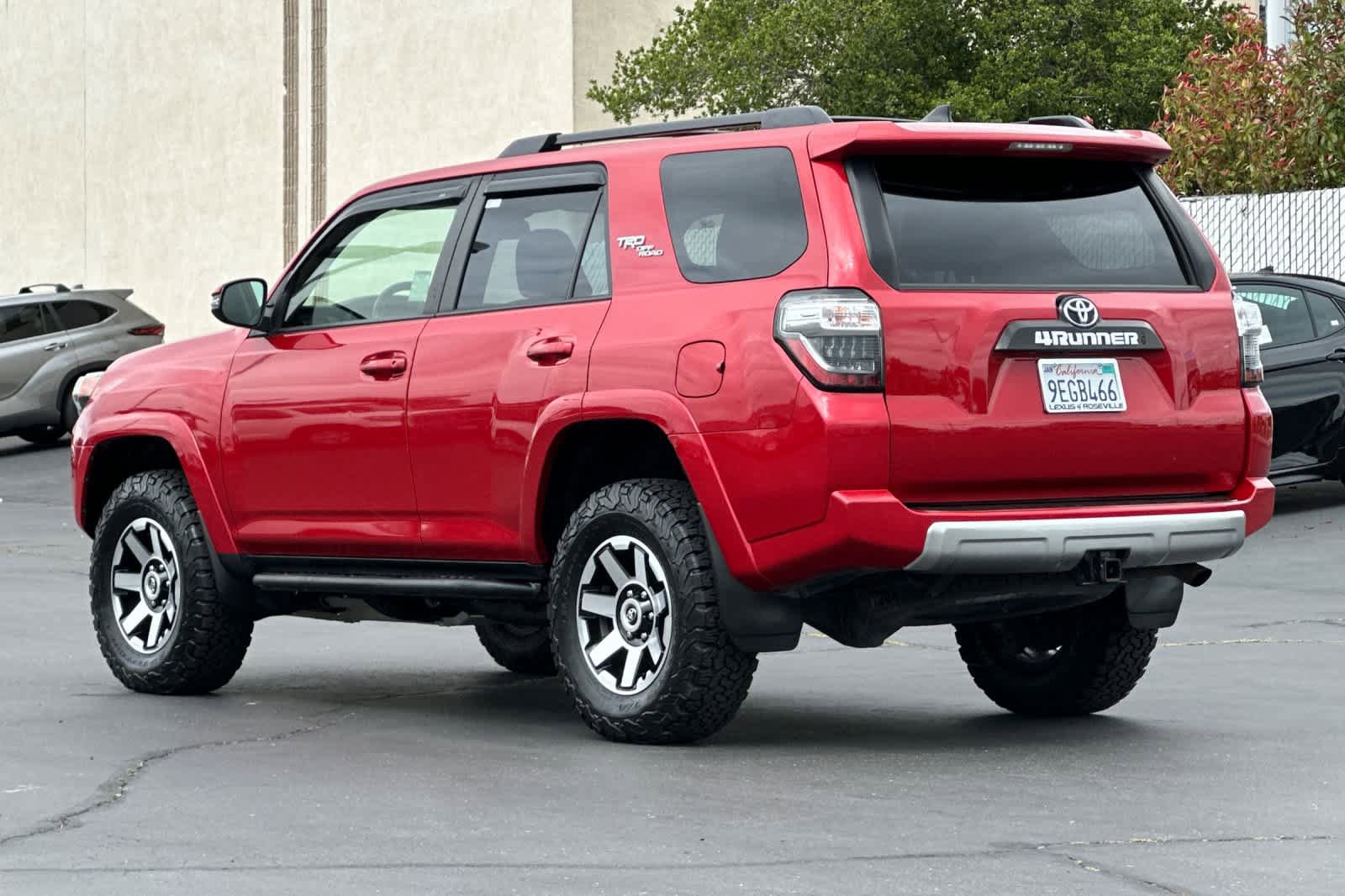 Used 2023 Toyota 4Runner TRD Off-Road Premium w/ Moonroof Package AWD/4WD image 7