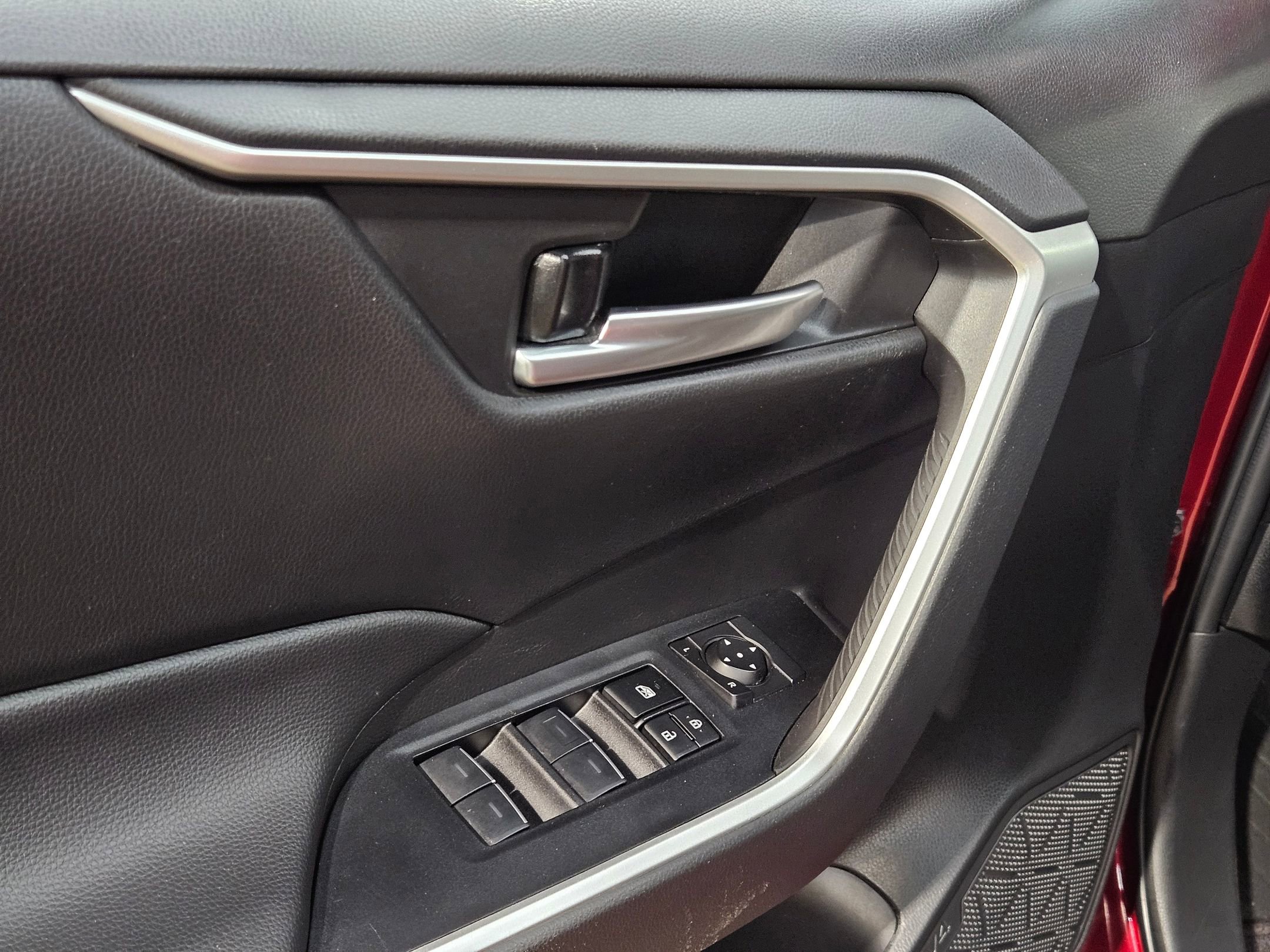 Certified 2023 Toyota RAV4 XLE w/ Convenience Package image 21