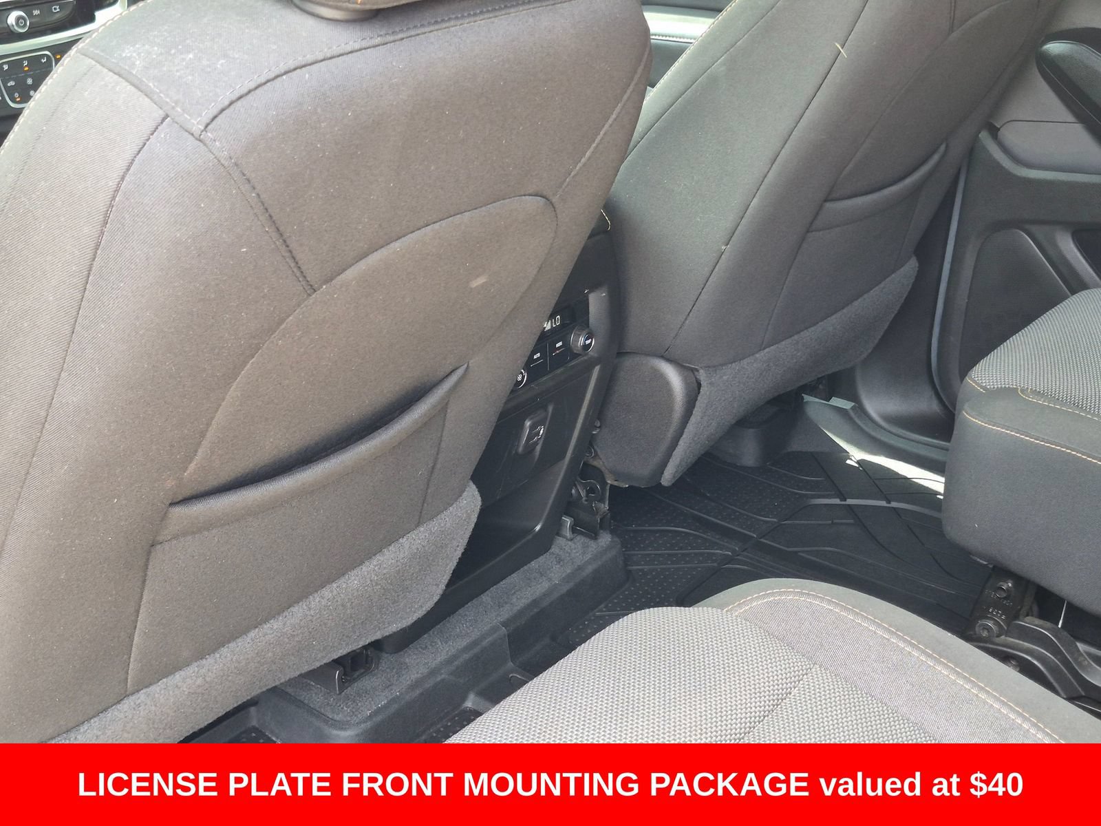 Used 2019 Chevrolet Traverse LT FWD image 28